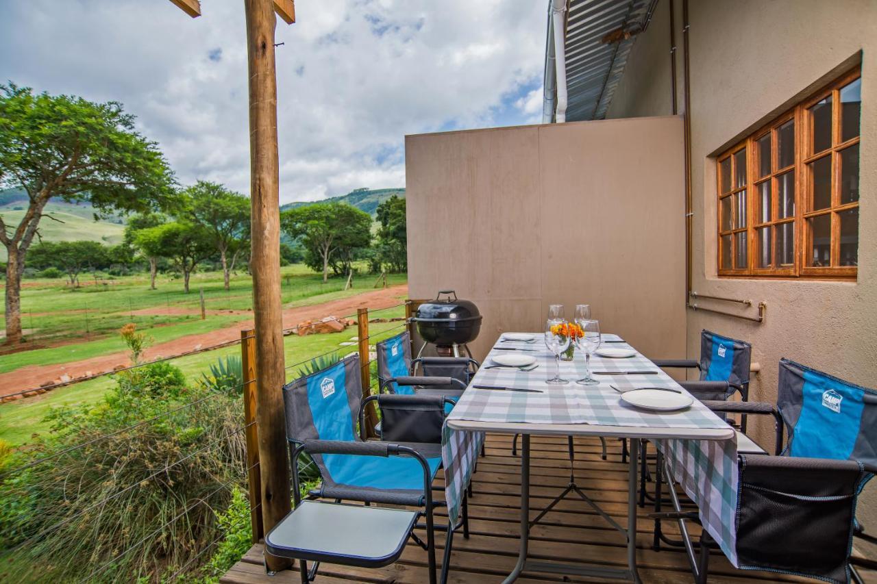 Caracal Lodge Alkmaar Екстериор снимка