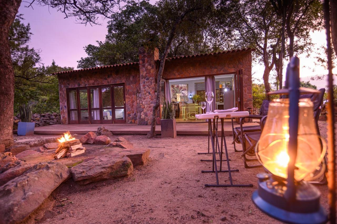 Caracal Lodge Alkmaar Екстериор снимка