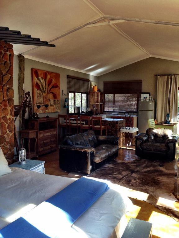 Caracal Lodge Alkmaar Стая снимка