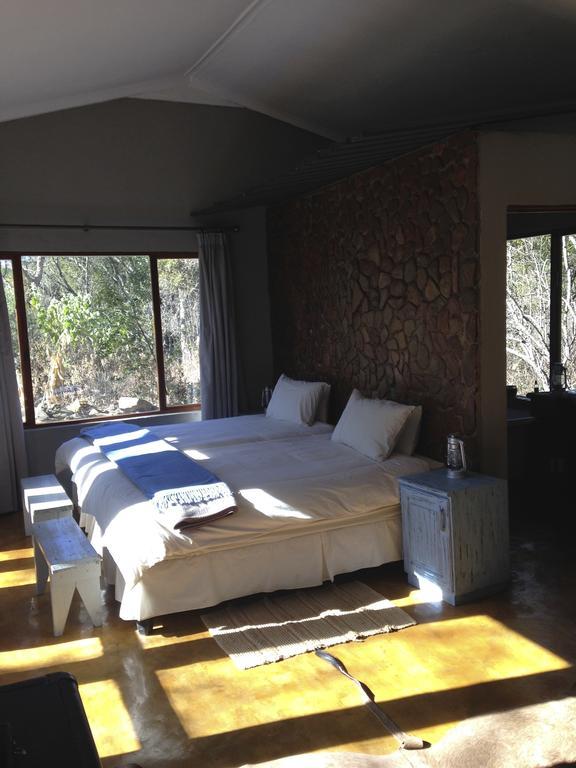 Caracal Lodge Alkmaar Стая снимка