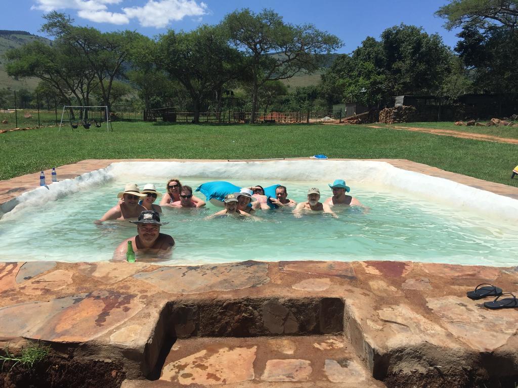 Caracal Lodge Alkmaar Екстериор снимка