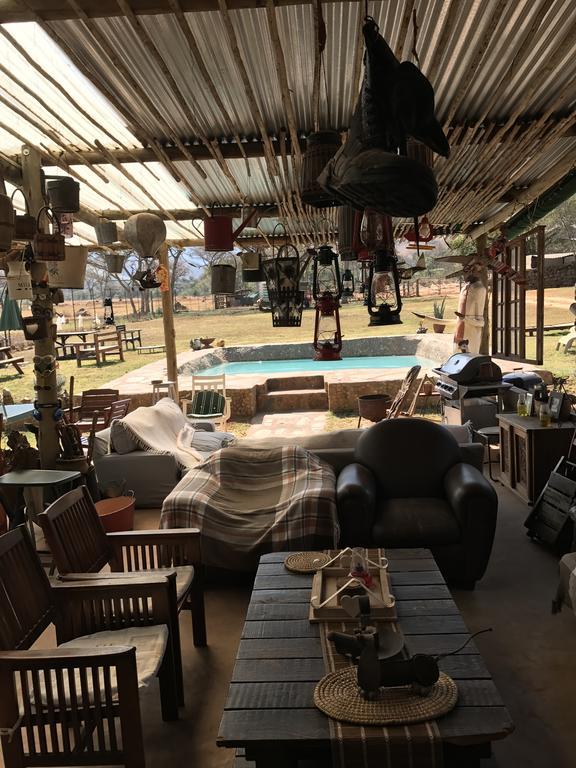 Caracal Lodge Alkmaar Екстериор снимка